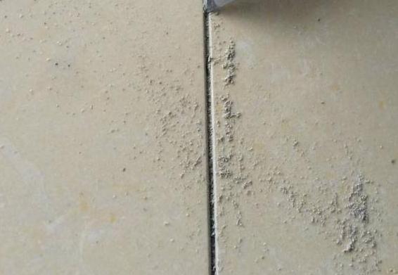 貼地磚要不要做美縫