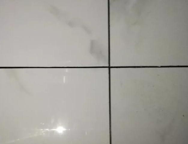 白色瓷磚配什么顏色美縫