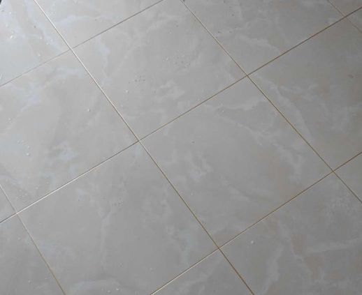 淺灰色瓷磚用什么顏色美縫劑